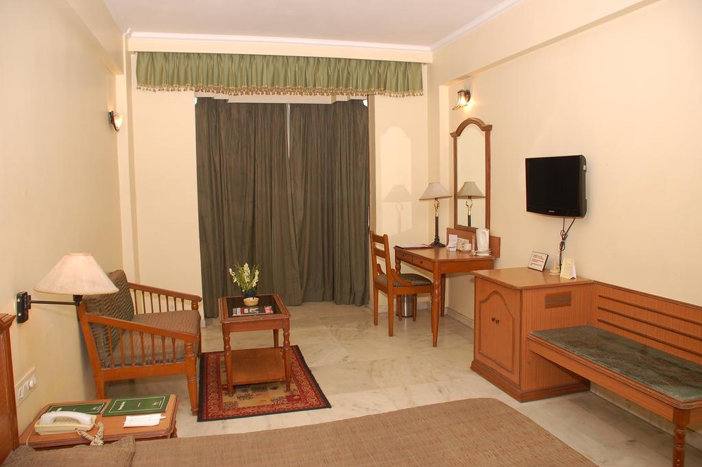 Hotel Royale Midtown Bhubaneswar Eksteriør bilde